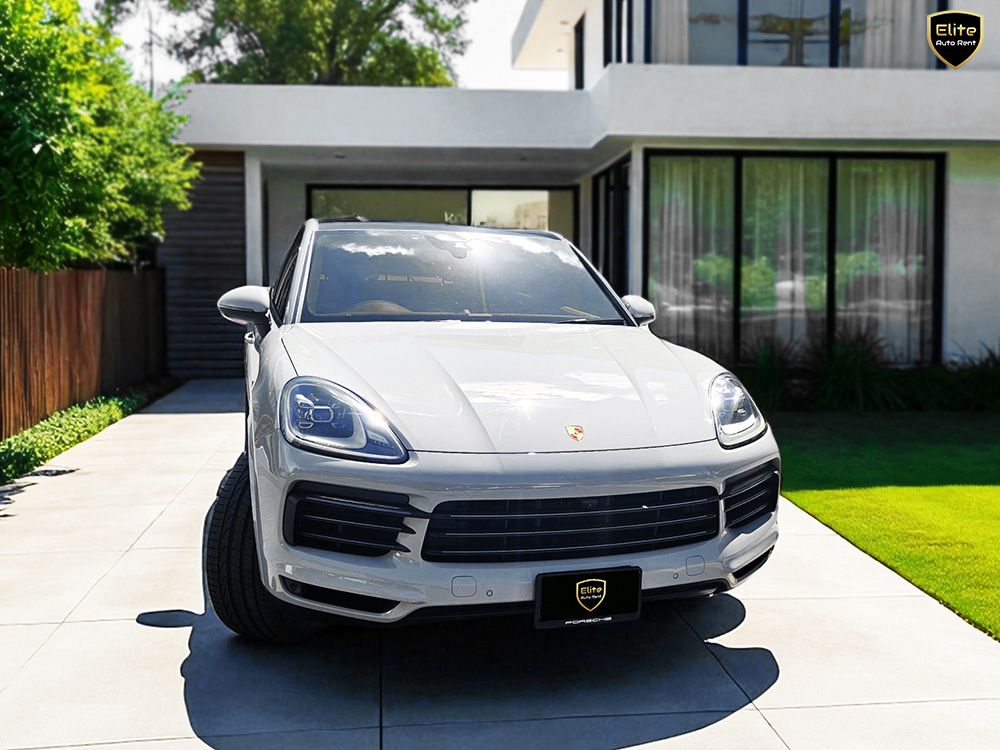 Rent Porsche Cayenne in Bangkok