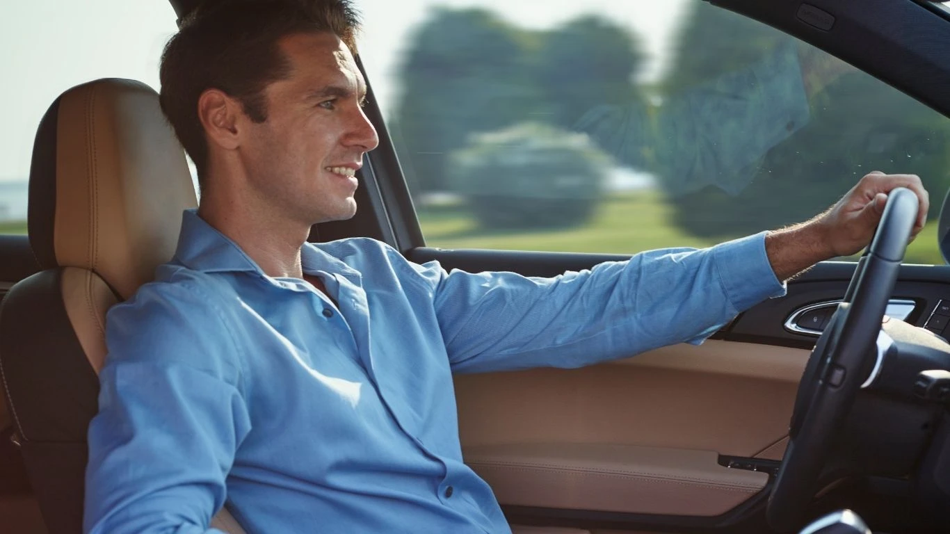 Important safety measures for car rental in Thailand.